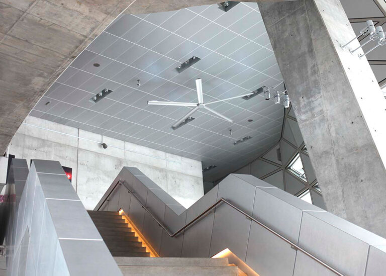 Air-disinfection-HVLS-fan-with-uvc-Northern-Light